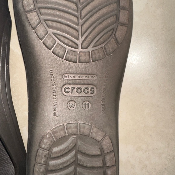 Brown crocs for women - Picture 4 of 5